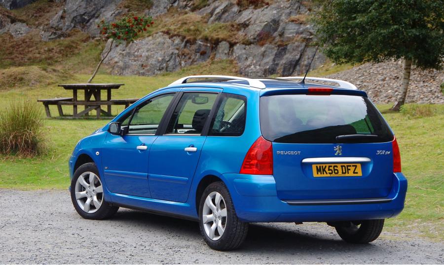  Peugeot 307 SW 2005 года  (фото 19 из 20)